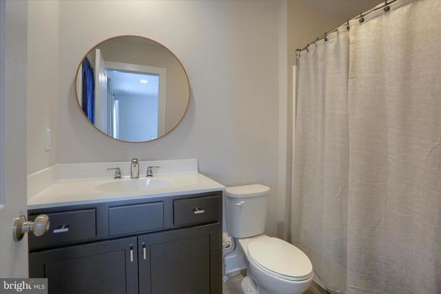 3122 BULLFINCH LN, Mechanicsburg, PA 17055