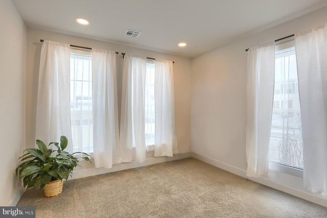 3122 BULLFINCH LN, Mechanicsburg, PA 17055