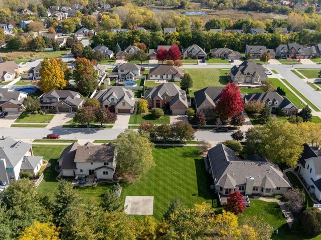 2914 Bristlecone Drive, Schererville, IN 46375