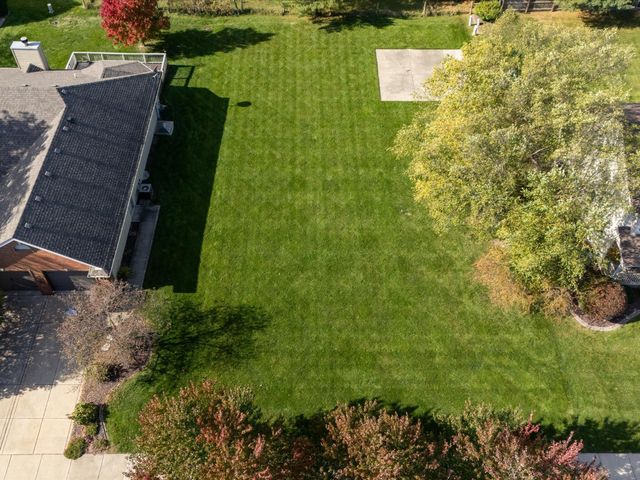 2914 Bristlecone Drive, Schererville, IN 46375