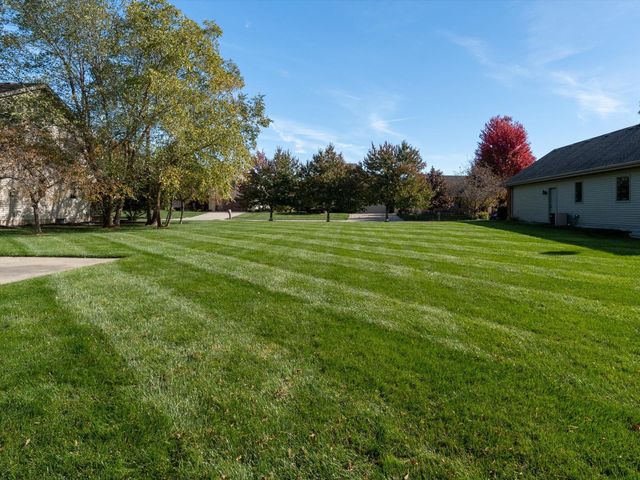 2914 Bristlecone Drive, Schererville, IN 46375