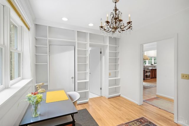 407 Lafayette Avenue, Cincinnati, OH 45220