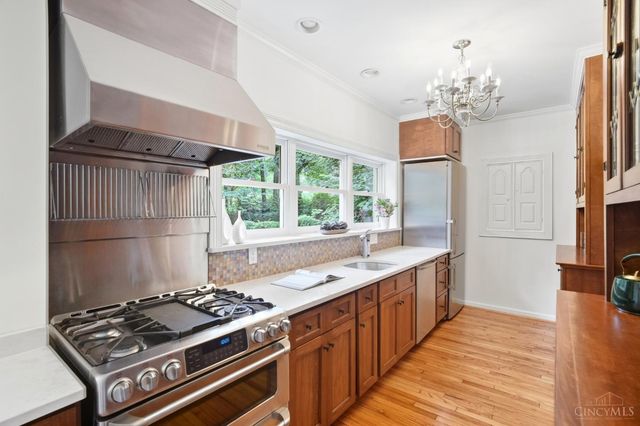 407 Lafayette Avenue, Cincinnati, OH 45220