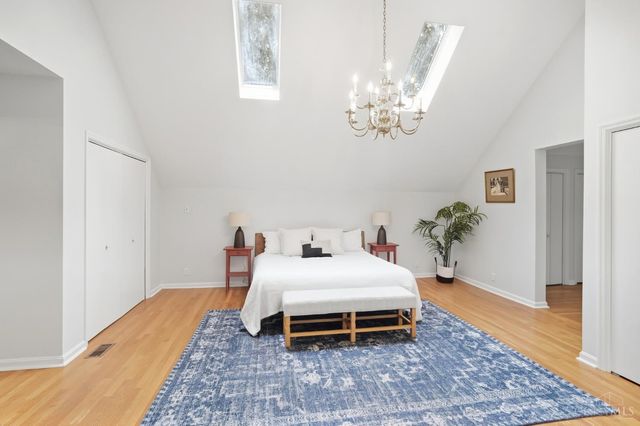 407 Lafayette Avenue, Cincinnati, OH 45220