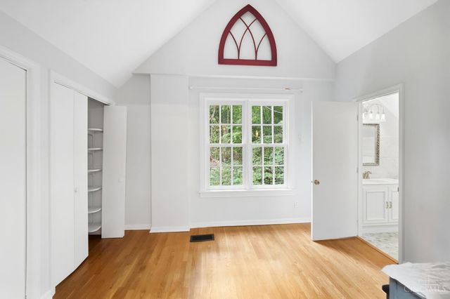 407 Lafayette Avenue, Cincinnati, OH 45220