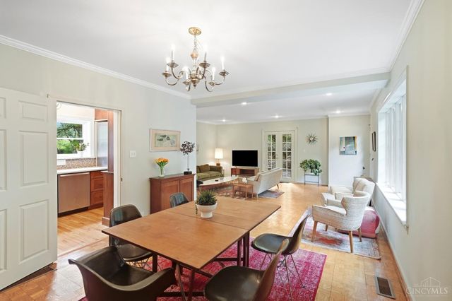 407 Lafayette Avenue, Cincinnati, OH 45220