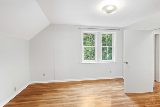 407 Lafayette Avenue, Cincinnati, OH 45220
