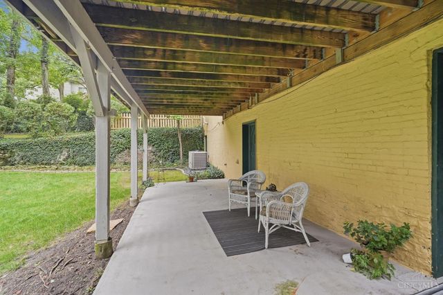 407 Lafayette Avenue, Cincinnati, OH 45220