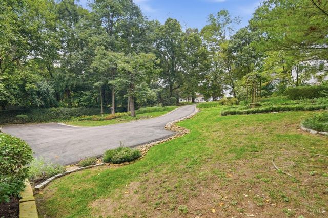 407 Lafayette Avenue, Cincinnati, OH 45220