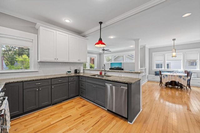 208 W Markham Avenue, Durham, NC 27701