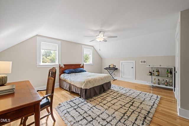 208 W Markham Avenue, Durham, NC 27701