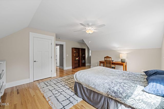 208 W Markham Avenue, Durham, NC 27701