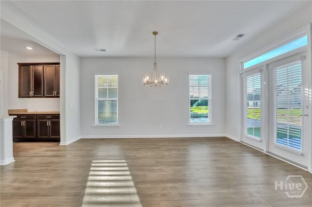 10 Ashmont Street, Savannah, GA 31407