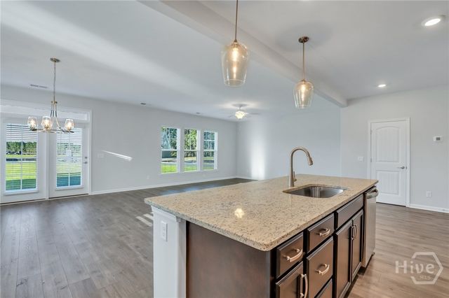 10 Ashmont Street, Savannah, GA 31407