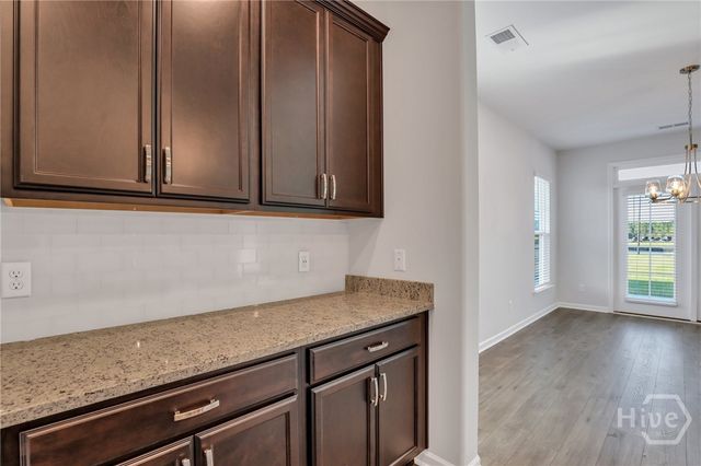 10 Ashmont Street, Savannah, GA 31407