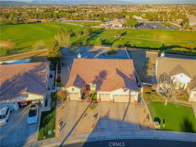 11002 Dandelion Lane, Apple Valley, CA 92308
