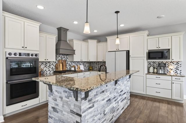 13100 Granstrom Circle, Dayton, MN 55327