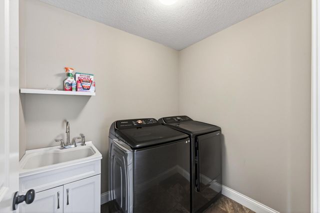 13100 Granstrom Circle, Dayton, MN 55327