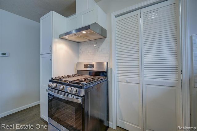 1592 Mollie Street, Ypsilanti, MI 48198