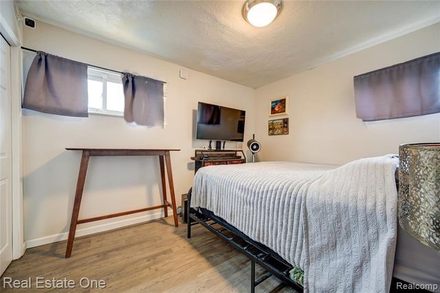 1592 Mollie Street, Ypsilanti, MI 48198