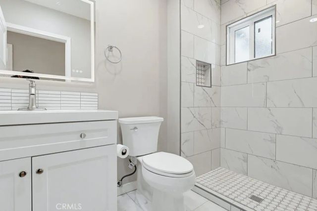 5016 W 116 West, Hawthorne, CA 90250