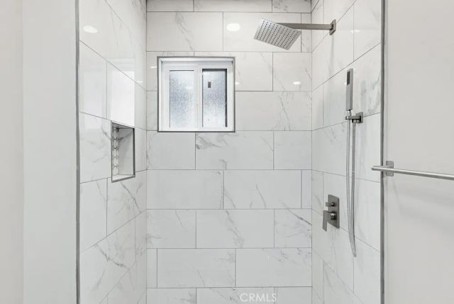 5016 W 116 West, Hawthorne, CA 90250