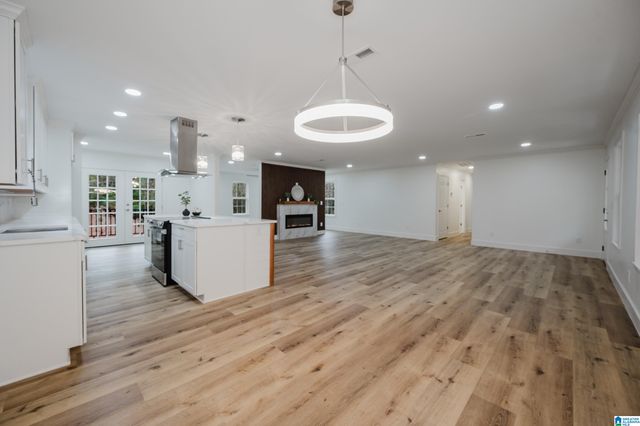 4704 CHIPPEWA LANE, Pelham, AL 35124