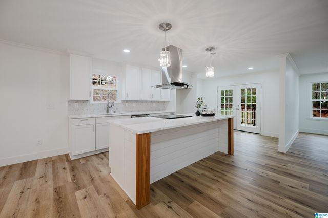 4704 CHIPPEWA LANE, Pelham, AL 35124