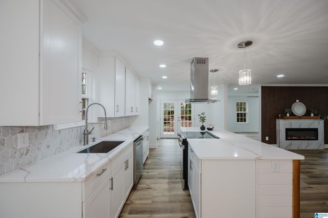 4704 CHIPPEWA LANE, Pelham, AL 35124