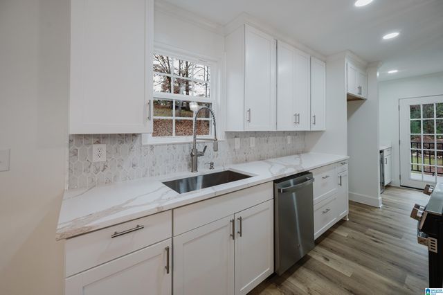 4704 CHIPPEWA LANE, Pelham, AL 35124