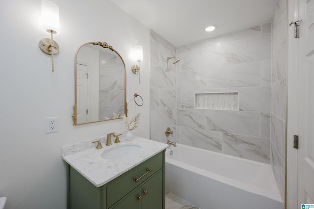 4704 CHIPPEWA LANE, Pelham, AL 35124