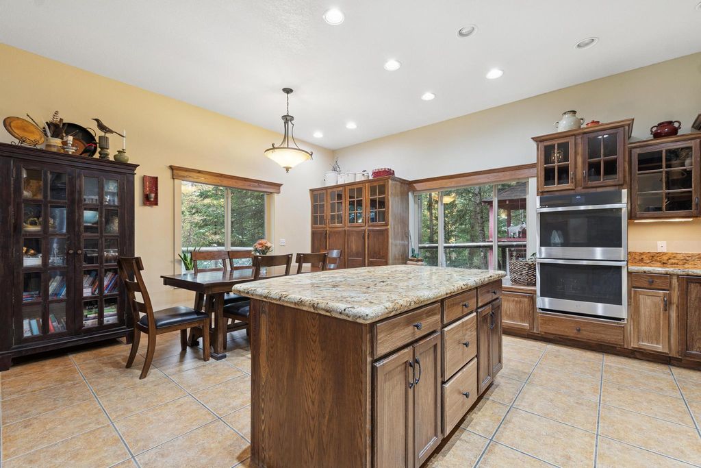 707 Twin Lakes Road, Whitefish, MT 59937 photo 14