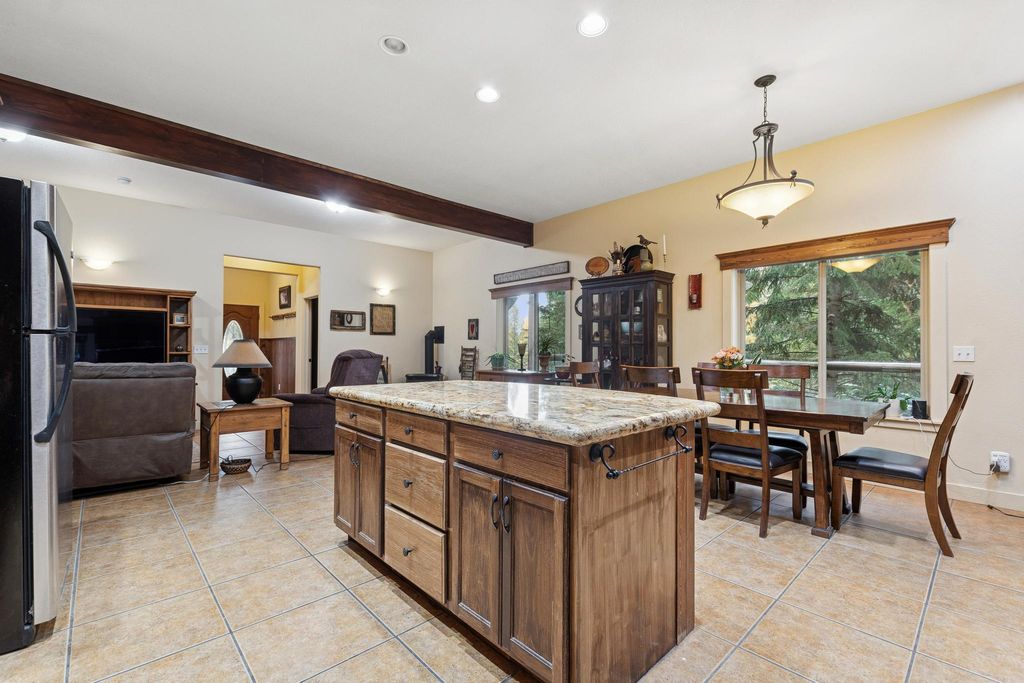 707 Twin Lakes Road, Whitefish, MT 59937 photo 15