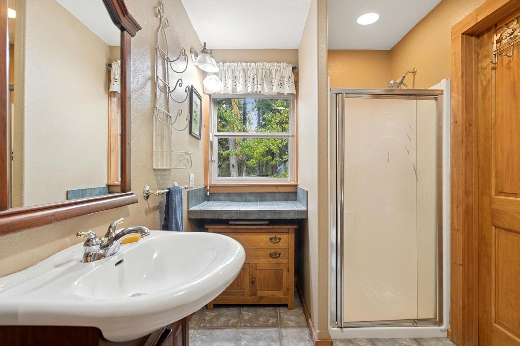 707 Twin Lakes Road, Whitefish, MT 59937 photo 22