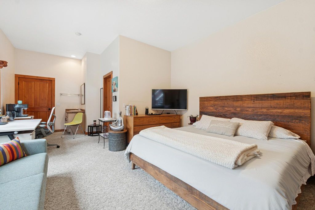 707 Twin Lakes Road, Whitefish, MT 59937 photo 24