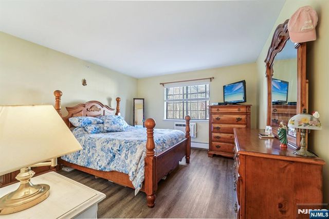 2007 Hawthorne Lane 2007, Mahwah, NJ 07430