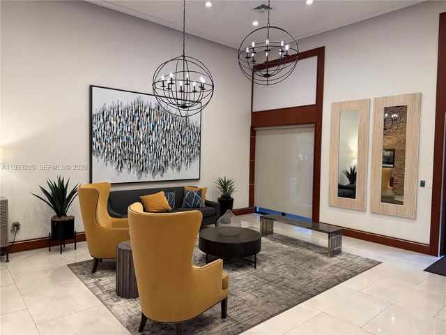 3530 SW 22nd St 706, Miami, FL 33145