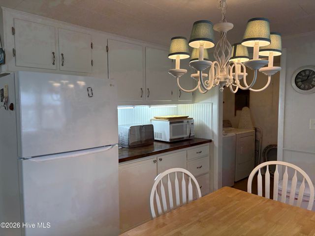 214 NE 64th Street, Oak Island, NC 28465
