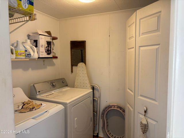 214 NE 64th Street, Oak Island, NC 28465