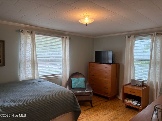 214 NE 64th Street, Oak Island, NC 28465