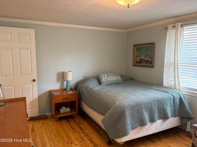 214 NE 64th Street, Oak Island, NC 28465