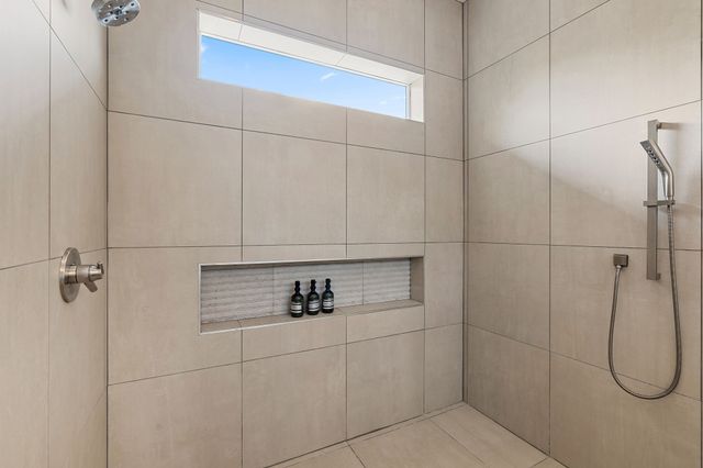 1002 W Grove Ave, Nashville, TN 37203