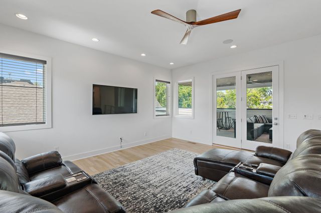 1002 W Grove Ave, Nashville, TN 37203