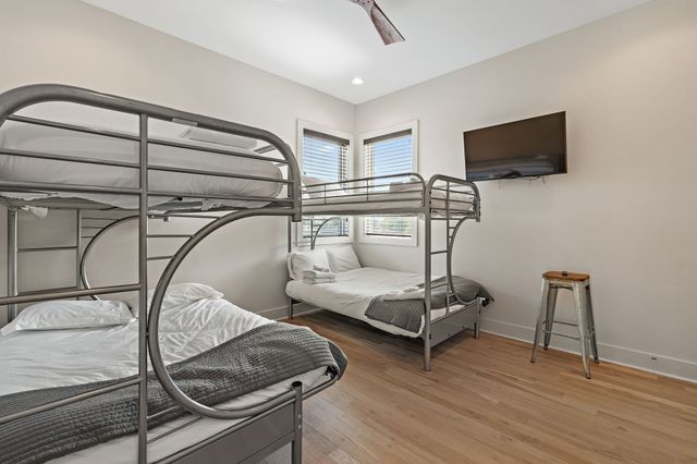 1002 W Grove Ave, Nashville, TN 37203