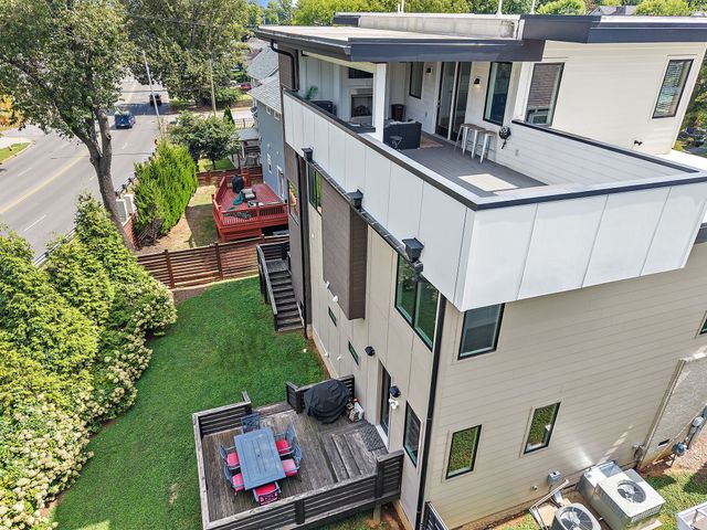 1002 W Grove Ave, Nashville, TN 37203