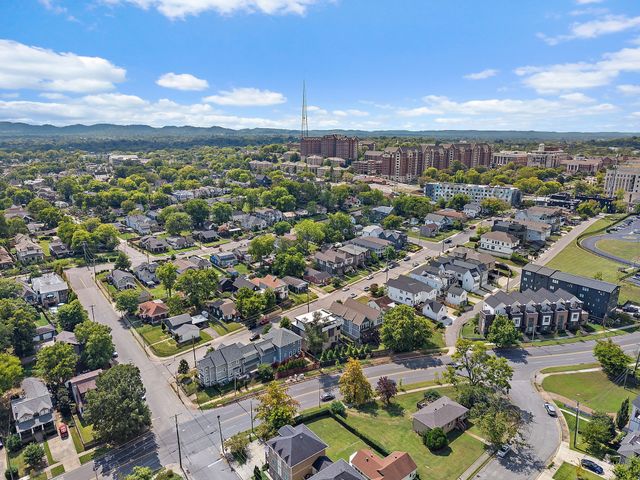 1002 W Grove Ave, Nashville, TN 37203