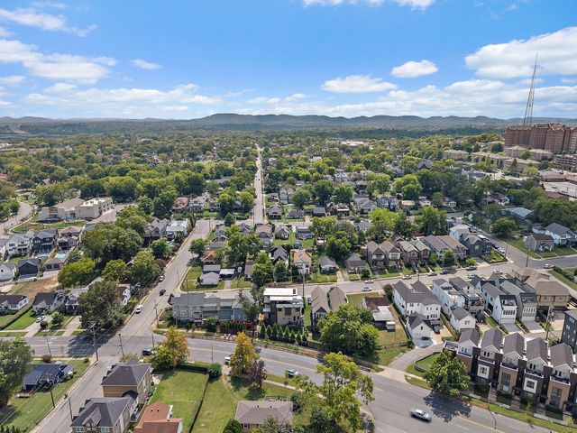 1002 W Grove Ave, Nashville, TN 37203