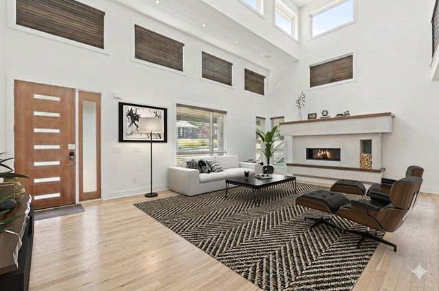 1002 W Grove Ave, Nashville, TN 37203