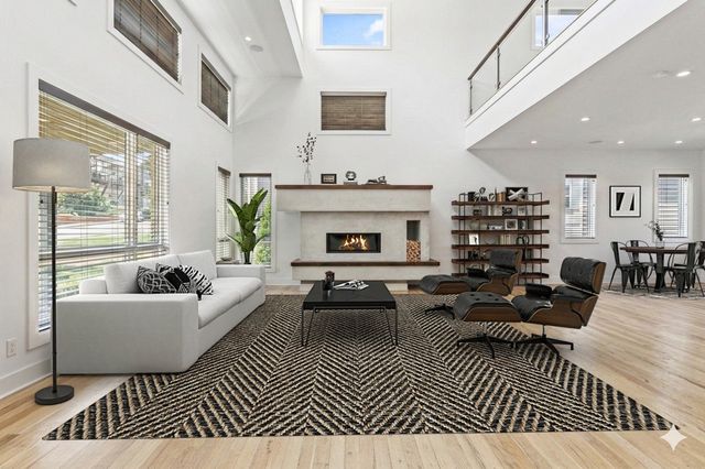 1002 W Grove Ave, Nashville, TN 37203