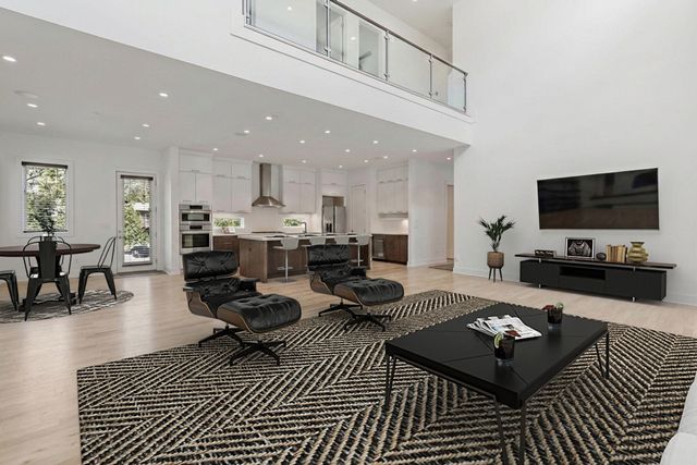 1002 W Grove Ave, Nashville, TN 37203